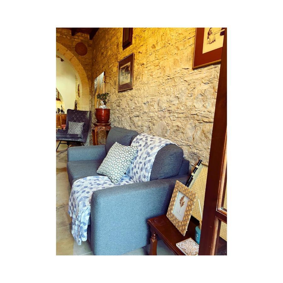 Η Θέα Villa Lofou Exteriör bild